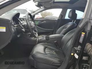 2008 Mercedes-Benz CLS 550 z VIN WDDDJ72X98A131361, wystawiony jako Copart lot #52164835 z przebiegiem 212 709 mil mil oraz Szkoda całkowita • Salvage title. Historia ofert i sprzedaży dostępna na DreamBid. Obrazek 7.
