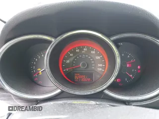 2013 Kia Sorento SX с VIN 5XYKWDA28DG340057, выставлен на аукционе IAAI как лот 41561148 с пробегом 116 828 миль миль и . История ставок и продаж доступна на DreamBid. Изображение 7.