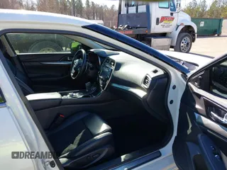 2017 Nissan Maxima SV with VIN 1N4AA6AP8HC418905, listed as a IAAI auction lot 41248444 with 95,287 mi miles and . Bid and sale history available at DreamBid. Image 5.