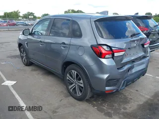 2021 Mitsubishi Outlander SE z VIN JA4APVAUXMU018576, wystawiony jako IAAI lot #42166527 z przebiegiem 126 732 mil mil oraz . Historia ofert i sprzedaży dostępna na DreamBid. Obrazek 3.