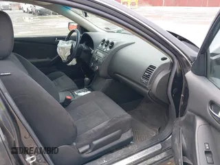 2011 Nissan Altima 2.5 S with VIN 1N4AL2AP8BN507646, listed as a IAAI auction lot 41960826 with 67,547 mi miles. Bid and sale history available at carsss.com. Image 5.