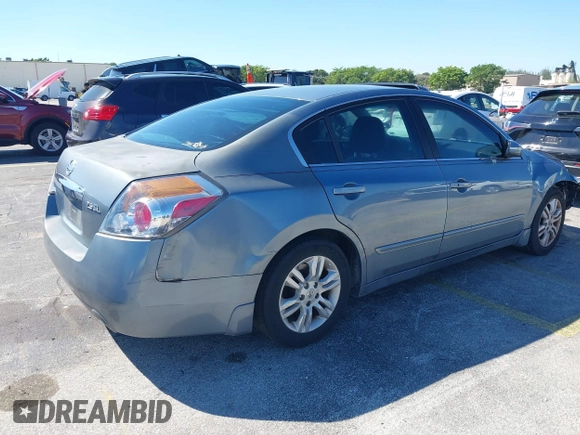 2011 Nissan Altima 2.5 S with VIN 1N4AL2AP4BN489548, listed as a IAAI auction lot 41675139 with 184,886 mi miles. Bid and sale history available at carsss.com. Image 4.