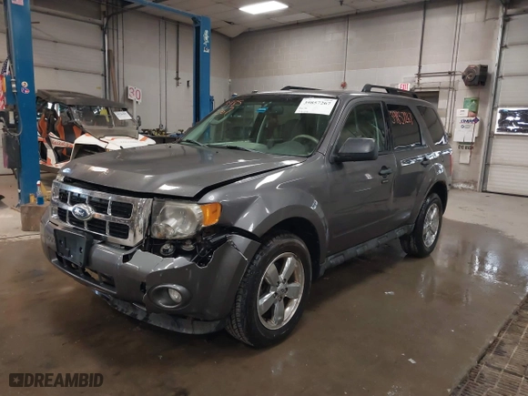 2011 Ford Escape XLT with VIN 1FMCU9D73BKB81871, listed as a IAAI auction lot 39857267 with 75,273 mi miles. Bid and sale history available at carsss.com. Image 17.