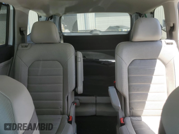 2021 Volkswagen Atlas SEL Premium R-Line with VIN 1V2FR2CA9MC524833, listed as a Copart auction lot 57441175 with 72,128 mi miles and Salvage title. Bid and sale history available at DreamBid. Image 10.