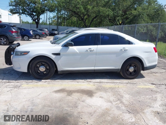 2015 Ford Police Interceptor с VIN 1FAHP2L82FG170054, выставлен на аукционе IAAI как лот 42778860 с пробегом 107 551 миль миль и . История ставок и продаж доступна на DreamBid. Изображение 14.