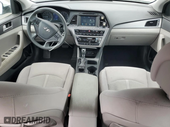 2016 Hyundai Sonata SE z VIN 5NPE24AF9GH369351, wystawiony jako Copart lot #59766145 z przebiegiem 100 888 mil mil oraz Czysty tytuł • Clean title. Historia ofert i sprzedaży dostępna na DreamBid. Obrazek 8.