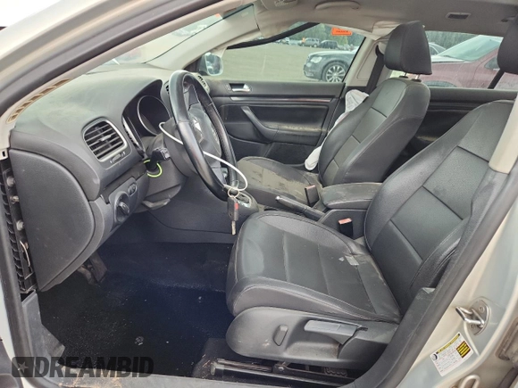 2010 Volkswagen Jetta SE with VIN 3VWTX7AJ6AM663528, listed as a Copart auction lot 60708905 with 225,952 mi miles and Clean title. Bid and sale history available at DreamBid. Image 7.