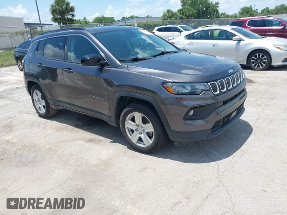 2022 Jeep Compass Latitude with VIN 3C4NJCBB4NT137245, listed as a IAAI auction lot 42356177 with 95,577 mi miles and . Bid and sale history available at DreamBid. Image 1.