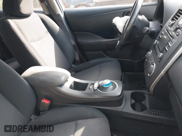 2015 Nissan LEAF SL z VIN 1N4AZ0CP2FC312062, wystawiony jako IAAI lot #42069975 z przebiegiem 250 000 mil mil oraz . Historia ofert i sprzedaży dostępna na DreamBid. Obrazek 5.