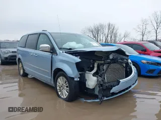 2013 Chrysler Town & Country Limited with VIN 2C4RC1GG0DR566307, listed as a IAAI auction lot 41941616 with 192,378 mi miles. Bid and sale history available at carsss.com. Image 1.