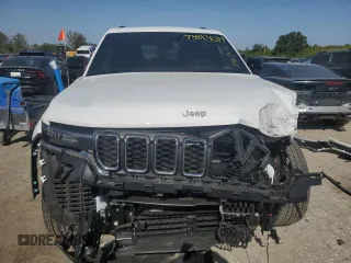 2024 Jeep Grand Cherokee Laredo X with VIN 1C4RJHAG8RC157897, listed as a Copart auction lot 73813014 with 5,013 mi miles and Salvage Title. Bid and sale history available at carsss.com. Image 5.