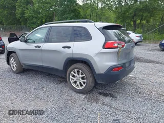 2016 Jeep Cherokee Altitude z VIN 1C4PJMAS0GW251840, wystawiony jako IAAI lot #42636245 z przebiegiem 216 061 mil mil oraz . Historia ofert i sprzedaży dostępna na DreamBid. Obrazek 3.