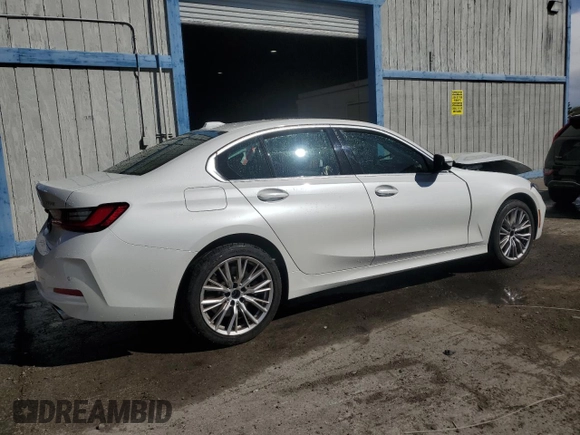 2024 BMW 3 Series 330i xDrive with VIN 3MW89FF07R8E09258, listed as a Copart auction lot 49174225 with 34,432 mi miles and Salvage Title. Bid and sale history available at carsss.com. Image 3.
