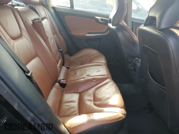 2014 Volvo S60 T5 z VIN YV1612FS3E1296106, wystawiony jako Copart lot #56178605 z przebiegiem 134 334 mil mil oraz Nie do naprawy • Non repairable. Historia ofert i sprzedaży dostępna na DreamBid. Obrazek 10.