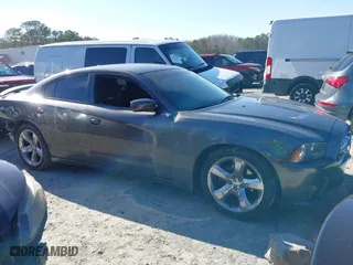 2013 Dodge Charger SXT Plus with VIN 2C3CDXHG3DH654962, listed as a IAAI auction lot 41464690 with 234,241 mi miles. Bid and sale history available at carsss.com. Image 14.