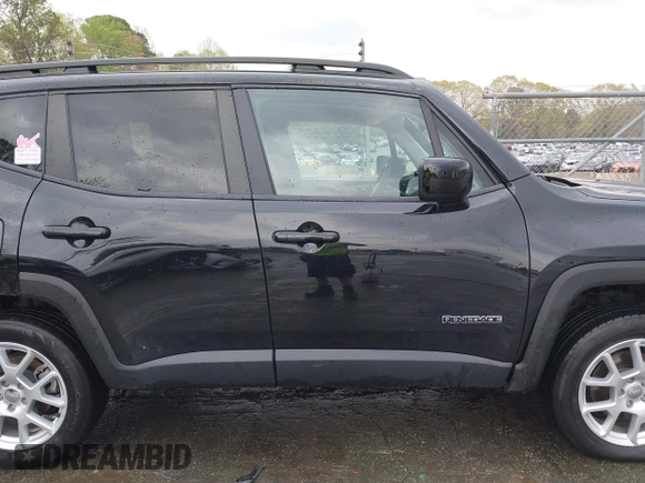 2021 Jeep Renegade Latitude with VIN ZACNJDBB1MPN30757, listed as a IAAI auction lot 41956032 with 29,016 mi miles and . Bid and sale history available at DreamBid. Image 13.