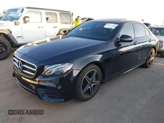 2018 Mercedes-Benz E-Class E 300 with VIN WDDZF4JB7JA468452, listed as a IAAI auction lot 41441293 with 87,552 mi miles. Bid and sale history available at carsss.com. Image 17.