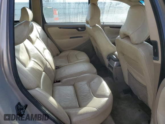2001 Volvo V70 with VIN YV1SZ58D911021115, listed as a Copart auction lot 42342435 with 219,979 mi miles and Non Repairable. Bid and sale history available at carsss.com. Image 10.