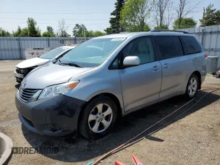 2012 Toyota Sienna LE AAS с VIN 5TDKK3DC0CS227425, выставлен на аукционе Copart как лот 64550525 с пробегом 404 953 миль миль и Чистый • Clean title. История ставок и продаж доступна на DreamBid. Изображение 1.