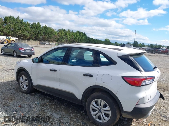2021 Ford Escape S with VIN 1FMCU9F68MUB14274, listed as a IAAI auction lot 39669971 with 9,504 mi miles and . Bid and sale history available at DreamBid. Image 3.