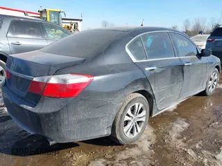2015 Honda Accord Sedan LX with VIN 1HGCR2F32FA271257, listed as a IAAI auction lot 41423900 with 114,266 mi miles. Bid and sale history available at carsss.com. Image 4.