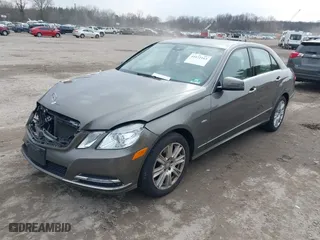 2012 Mercedes-Benz E-Class E 350 Luxury with VIN WDDHF8JBXCA656999, listed as a IAAI auction lot 41672163 with 172,581 mi miles. Bid and sale history available at carsss.com. Image 17.