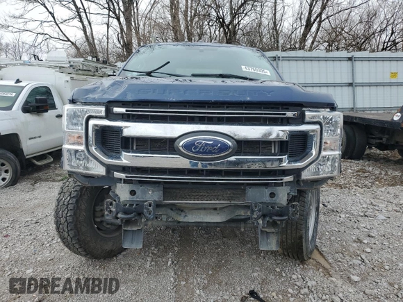 2022 Ford F-350 XL with VIN 1FT8W3BTXNED06336, listed as a Copart auction lot 64242025 with Not provided miles and Salvage title. Bid and sale history available at DreamBid. Image 5.
