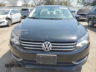 2012 Volkswagen Passat SE with VIN 1VWBP7A35CC027104, listed as a Copart auction lot 53290725 with 97,773 mi miles and Salvage Title. Bid and sale history available at carsss.com. Image 5.