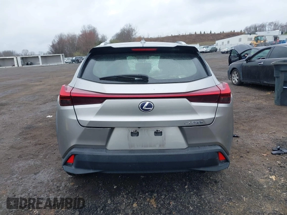 2019 Lexus UX 250h z VIN JTHU9JBH9K2008345, wystawiony jako IAAI lot #42019642 z przebiegiem Nie podano mil oraz . Historia ofert i sprzedaży dostępna na DreamBid. Obrazek 15.