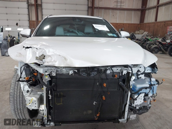 2024 Lexus RX 350h with VIN 2T2BBMCA6RC039544, listed as a IAAI auction lot 42224785 with 9,952 mi miles and . Bid and sale history available at DreamBid. Image 13.