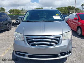 2014 Chrysler Town & Country Touring with VIN 2C4RC1BG6ER463885, listed as a IAAI auction lot 41943602 with 154,815 mi miles. Bid and sale history available at carsss.com. Image 12.
