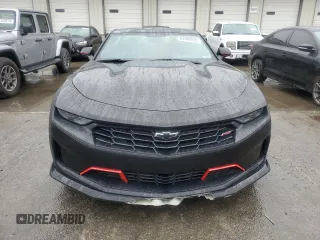 2022 Chevrolet Camaro 2LT with VIN 1G1FD1RS4N0132199, listed as a Copart auction lot 84586974 with 25,714 mi miles and Salvage Title. Bid and sale history available at carsss.com. Image 5.