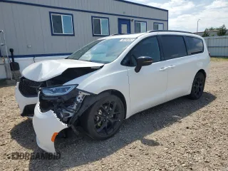 2025 Chrysler Pacifica Limited z VIN 2C4RC1GG9SR520343, wystawiony jako Copart lot #61927075 z przebiegiem 19 988 mil mil oraz Czysty tytuł • Clean title. Historia ofert i sprzedaży dostępna na DreamBid. Obrazek 1.