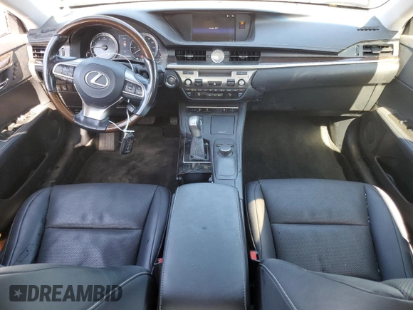 2016 Lexus ES 330 z VIN JTHBK1GG1G2227934, wystawiony jako Copart lot #57602665 z przebiegiem 131 686 mil mil oraz Szkoda całkowita • Salvage title. Historia ofert i sprzedaży dostępna na DreamBid. Obrazek 8.