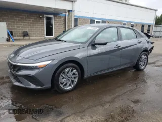2024 Hyundai Elantra SEL с VIN KMHLM4DG1RU845232, выставлен на аукционе Copart как лот 57584645 с пробегом 6 950 миль миль и Списание • Salvage title. История ставок и продаж доступна на DreamBid. Изображение 1.