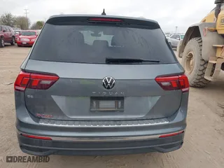 2022 Volkswagen Tiguan SE with VIN 3VV3B7AX6NM138286, listed as a IAAI auction lot 41642157 with 34,096 mi miles. Bid and sale history available at carsss.com. Image 16.