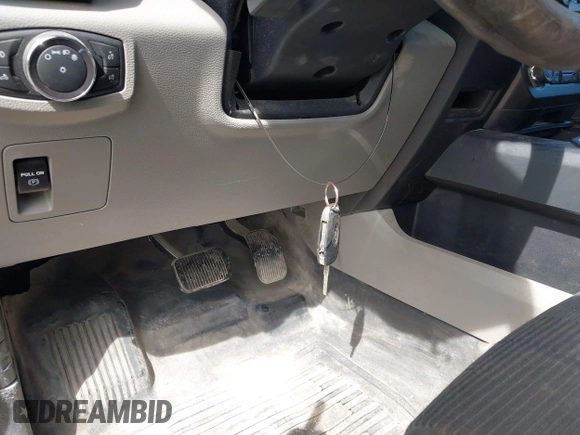 2018 Ford F-150 XL with VIN 1FTEX1EP8JFE62690, listed as a IAAI auction lot 41936883 with 162,174 mi miles. Bid and sale history available at carsss.com. Image 11.