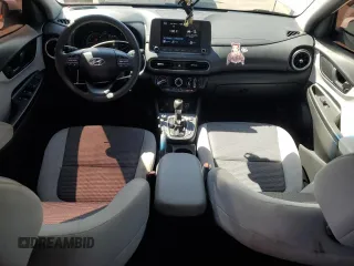 2022 Hyundai Kona SE with VIN KM8K2CAB4NU764272, listed as a Copart auction lot 52388265 with 76,218 mi miles and Salvage Title. Bid and sale history available at DreamBid. Image 8.