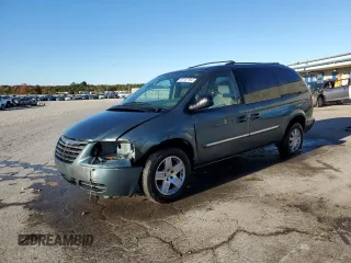 2006 Chrysler Town & Country LWB Touring with VIN 2A4GP54LX6R812460, listed as a Copart auction lot 81747164 with 101,341 mi miles and Salvage Title. Bid and sale history available at carsss.com. Image 1.