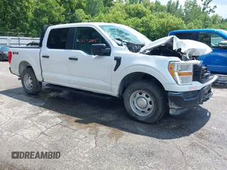 2022 Ford F-150 XL z VIN 1FTEW1EB9NKD69780, wystawiony jako IAAI lot #42572005 z przebiegiem Nie podano mil oraz . Historia ofert i sprzedaży dostępna na DreamBid. Obrazek 1.
