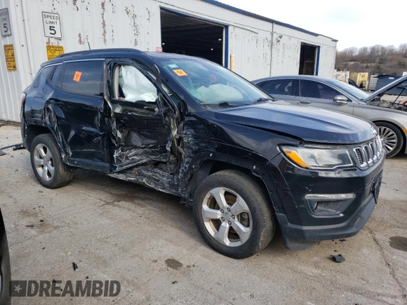 2018 Jeep Compass Latitude with VIN 3C4NJDBB0JT191125, listed as a Copart auction lot 52825905 with 188,553 mi miles and Clean Title. Bid and sale history available at carsss.com. Image 4.