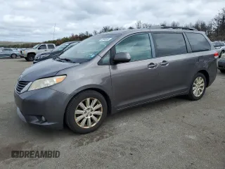 2012 Toyota Sienna XLE with VIN 5TDDK3DC2CS038316, listed as a Copart auction lot 52694245 with 273,415 mi miles and Clean Title. Bid and sale history available at DreamBid. Image 1.