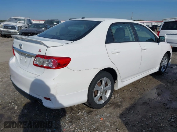 2011 Toyota Corolla L with VIN 2T1BU4EE8BC684488, listed as a IAAI auction lot 41650941 with 181,586 mi miles. Bid and sale history available at carsss.com. Image 4.