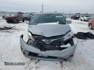 2018 Toyota Sienna XLE Auto Access Seat with VIN 5TDYZ3DC3JS904227, listed as a Copart auction lot 45050625 with Not Provided miles and Salvage Title. Bid and sale history available at DreamBid. Image 5.