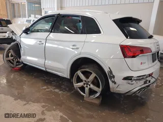 2022 Audi SQ5 Premium Plus with VIN WA1B4AFY5N2043366, listed as a IAAI auction lot 41528425 with 1 mi miles. Bid and sale history available at carsss.com. Image 3.