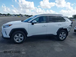 2020 Toyota RAV4 XLE with VIN 2T3P1RFV6LC125623, listed as a IAAI auction lot 42510076 with 46,530 mi miles and . Bid and sale history available at DreamBid. Image 15.