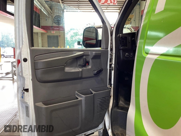 2013 Chevrolet Express Cargo with VIN 1GCSGAFX4D1156427, listed as a IAAI auction lot 42792050 with 229,858 mi miles and . Bid and sale history available at DreamBid. Image 7.