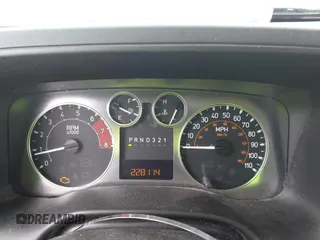 2008 Hummer H3 Luxury z VIN 5GTEN13E688143612, wystawiony jako IAAI lot #42334995 z przebiegiem 228 114 mil mil oraz . Historia ofert i sprzedaży dostępna na DreamBid. Obrazek 7.