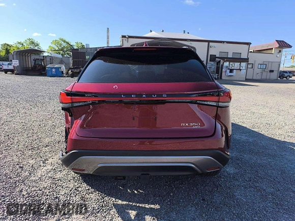 2024 Lexus RX 350 z VIN 2T2BAMCA9RC079250, wystawiony jako Copart lot #57477835 z przebiegiem 174 mil mil oraz Szkody całkowita. Historia ofert i sprzedaży dostępna na DreamBid. Obrazek 6.
