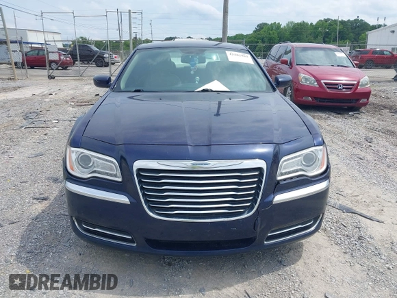 2014 Chrysler 300 z VIN 2C3CCAAG5EH373645, wystawiony jako IAAI lot #42282963 z przebiegiem 220 825 mil mil oraz . Historia ofert i sprzedaży dostępna na DreamBid. Obrazek 12.